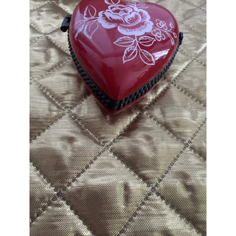 Hallmark Heart Trinket Box Porcelain Rose‎ Painted Detail Retro Valentine Love